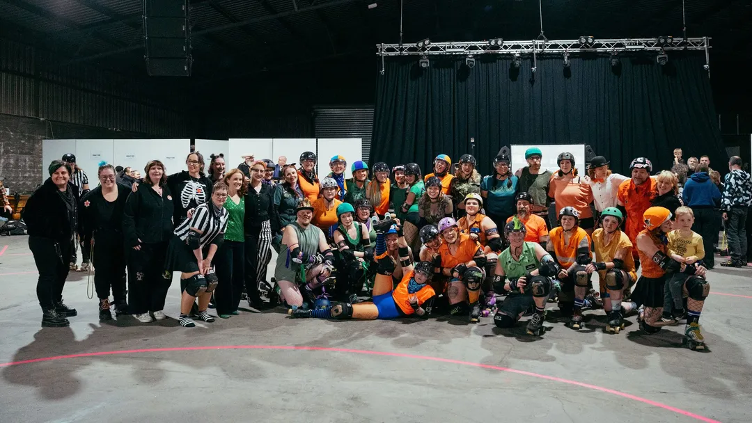 Everyone on the track for the end-of-night group photo